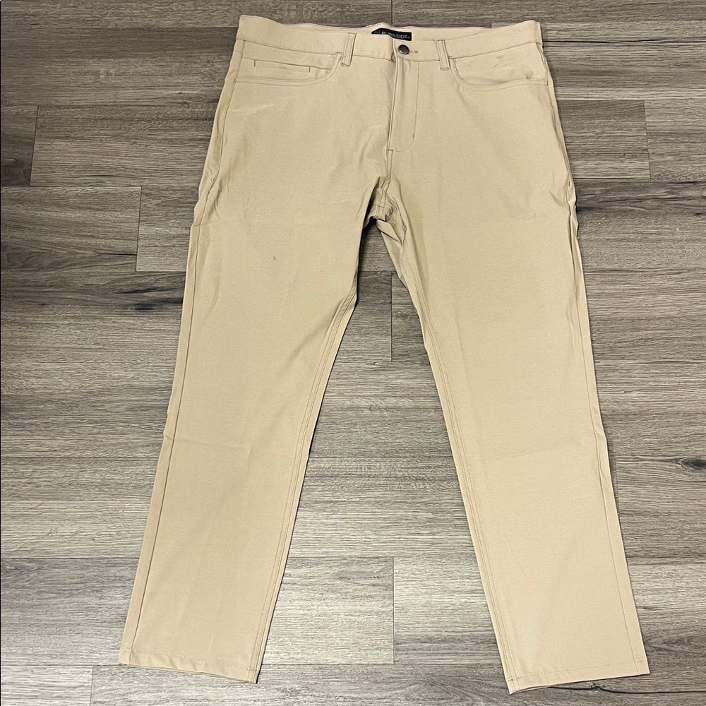 Burnside Men’s Khaki Slim Fit Pants Size 36